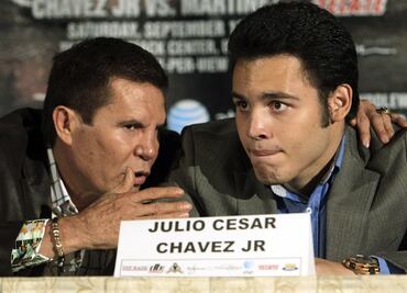 Julio César Chávez cerca de llorar al hablar de su hijo; "Los tiempos de Dios son perfectos"