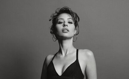 En lencería y total denim, Alexa Demie brilla en campaña de Calvin Klein