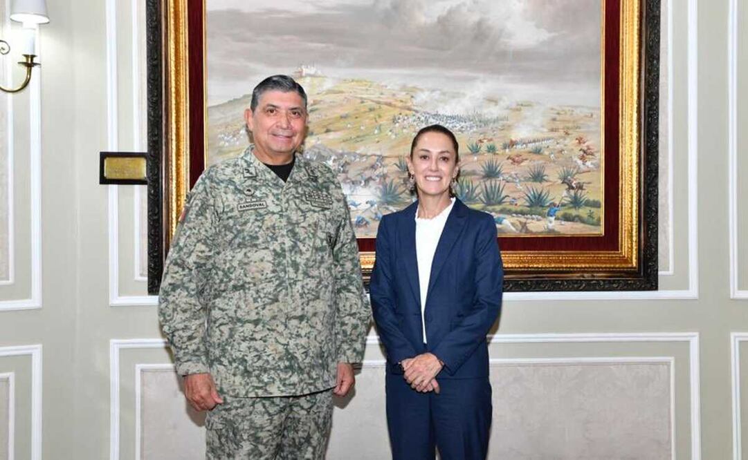 Reunión de Claudia Sheinbaum con el titular de la Sedena, Luis Cresencio Sandoval. Foto: X @Claudiashein