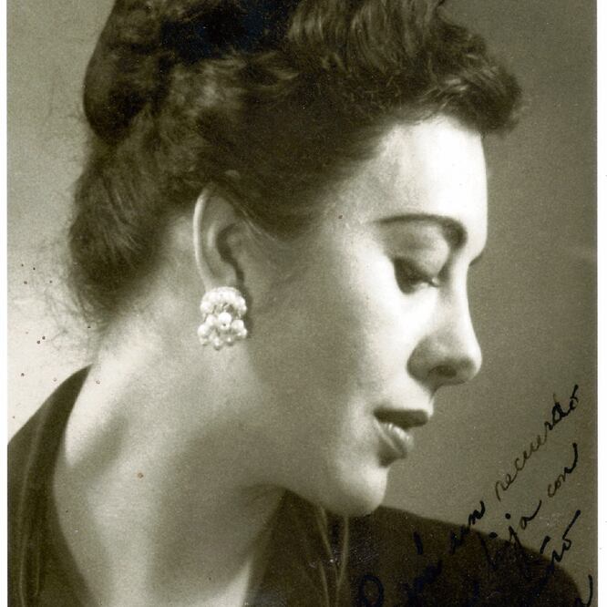 Las tres Elenas, los nombres y los cambios III 