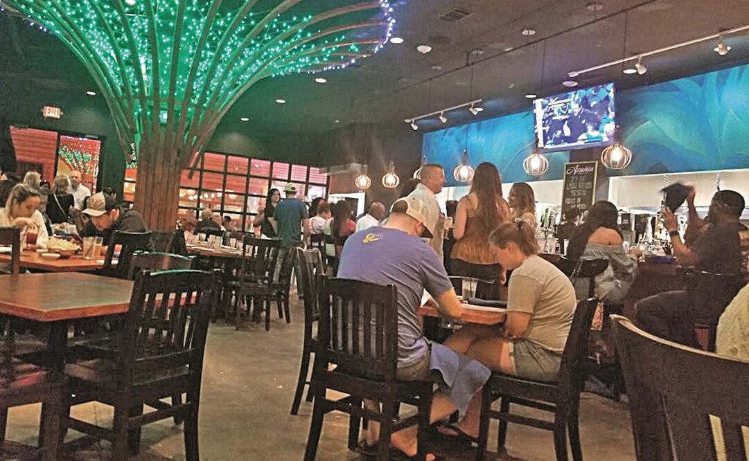 Aunque el Beto & Son Restaurant está abierto, aún le falta personal. Foto: CORTESÍA