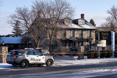 Tiroteo en un bar de Toronto, Canadá, deja 12 heridos; buscan a tres sospechosos