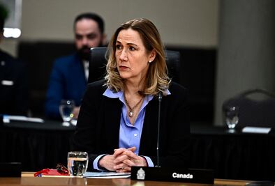 Embajadora de Canadá en EU espera que los aranceles no entren en vigor el martes