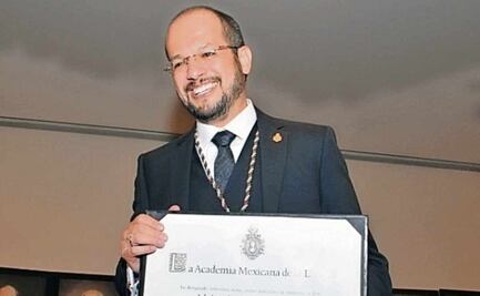 Alejandro Higashi lleva al canon la poesía de mujeres