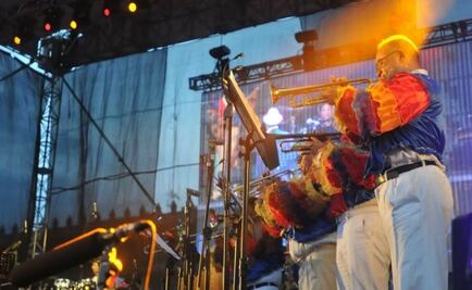 Mambo estremece el Zócalo con homenaje a Pérez Prado