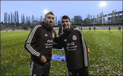 'Chucky' Lozano y Héctor Herrera aconsejan a juvenil del Pachuca