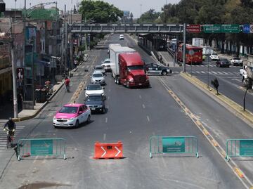 A ocho días, reparan fuga y drenaje en Eduardo Molina; el cierre vial continúa