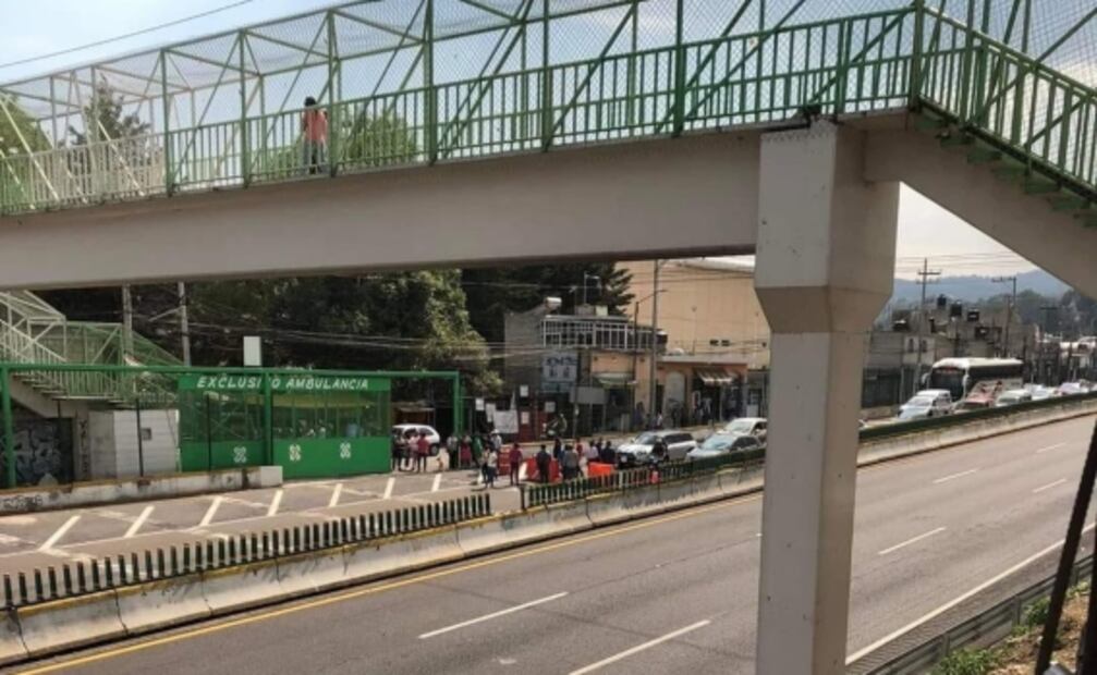 Habitantes de Topilejo mantienen tomado tramo de la México-Cuernavaca