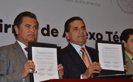 Buscan INEA y Michoacán impulsar educación entre adultos