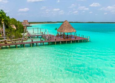 Bacalar: 5 tips para tu viaje a la laguna de los 7 colores