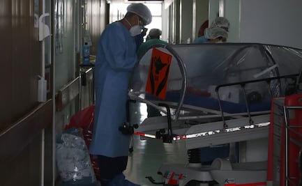 Ante saturación, NL analiza mandar pacientes Covid a Coahuila y Tamaulipas