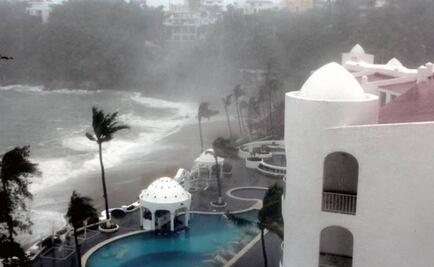 Vacations turn into a nightmare as Hurricane Patricia batters Mexico