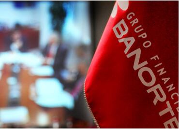 En pandemia, dos firmas españolas lideran sector financiero mexicano; Banorte, el tercero