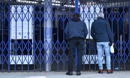 Huelga de transportes en París y Londres afecta a millones de personas