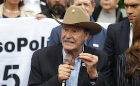 Morena se lanza contra Fox por "reagrupar a la mafia del poder"; acusa a PRI, PAN y Somos de representar lo mismo