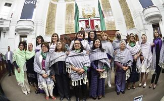 Xóchitl Bravo pide declarar el 6 de mayo como el Día de las Mujeres Parteras en CDMX; "tienen un enorme valor", dice