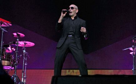 Ex mánager demanda a Pitbull