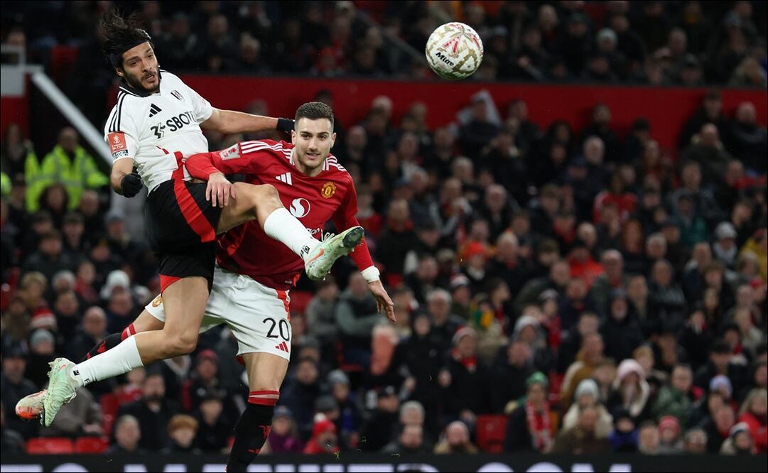 Raúl Jiménez y el Fulham eliminan al Manchester United de la FA Cup - Foto: AFP