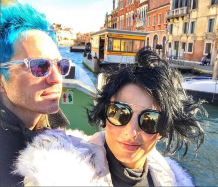 Aislinn Derbez muestra su embarazo en bikini 