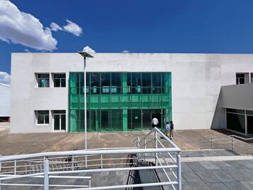 Reactivan construcción de hospital municipal