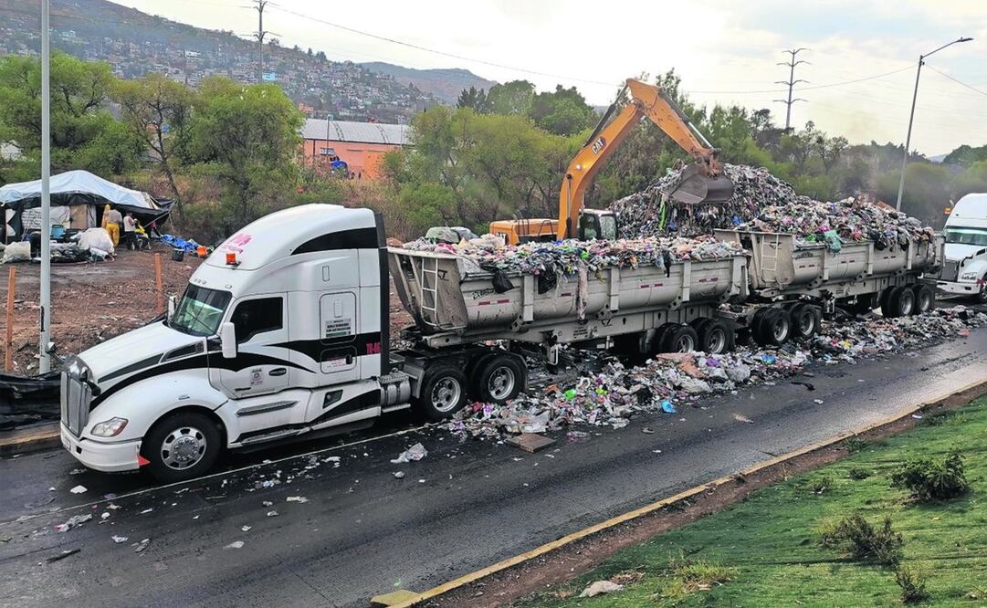 Los desperdicios que generan habitantes de Oaxaca son trasladados a la ciudad de Cholula, Puebla y al Estado de México, a fin de proteger la salud y el bienestar de los ciudadanos, de acuerdo con las autoridades locales, Foto: Edwin Hernández