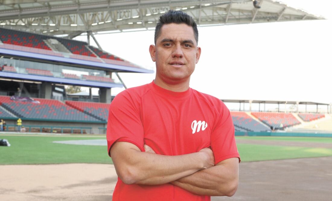 El zurdo sinaloense todavía estudia las condiciones de su próxima casa. Foto: CARLOS MEJÍA. EL UNIVERSAL