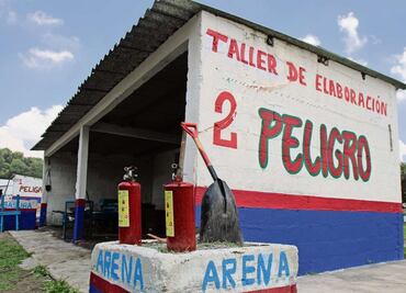 Entregan talleres de pirotecnia en Tultepec