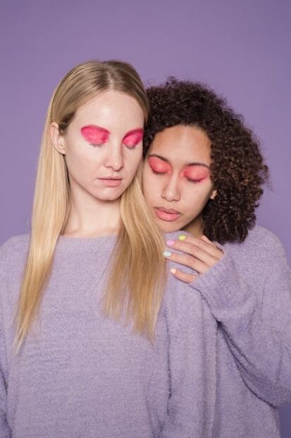 Por qué las mujeres se visten de morado el 8 de marzo