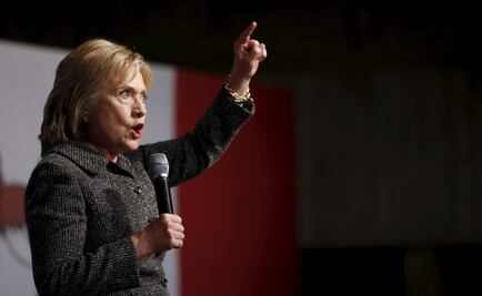 Hillary ataca a Bernie Sanders