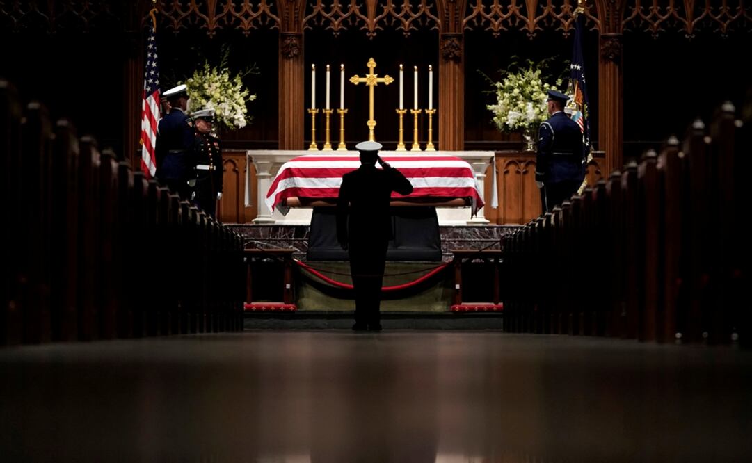 Féretro del expresidente de Estados Unidos, George H.W. Bush (Foto: Reuters)