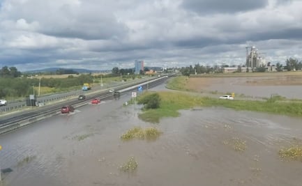Lluvias afectan carreteras y caminos en Guanajuato