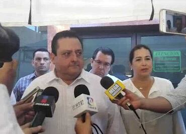 Familiares de Silvestre de la Toba increpan al gobernador de BCS