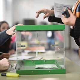 La ultraderecha irrumpe fuerte en Andalucía