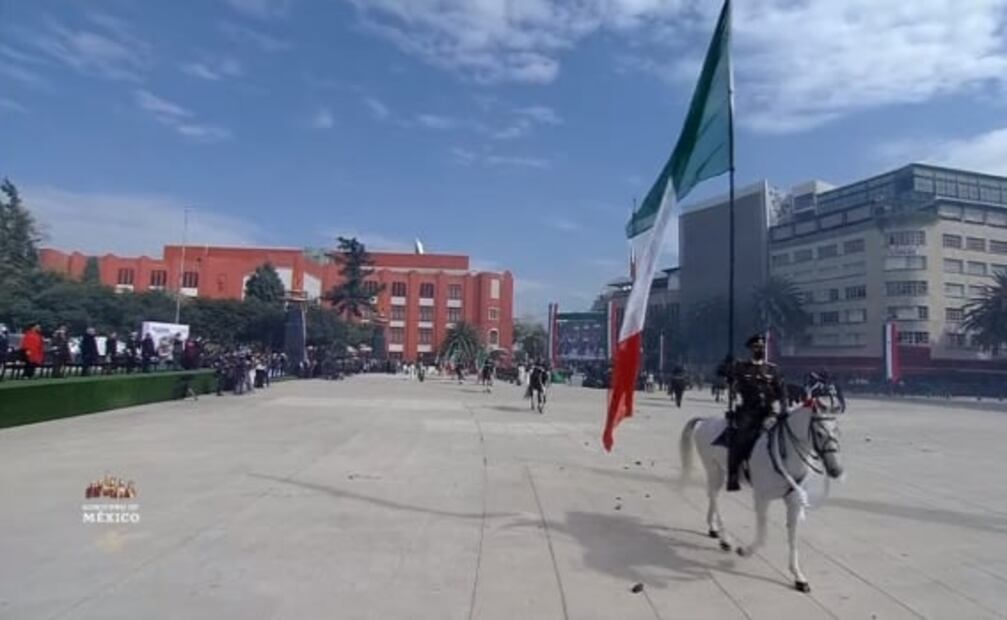 Así fue la ceremonia del 110 aniversario de la Revolución encabezada por AMLO