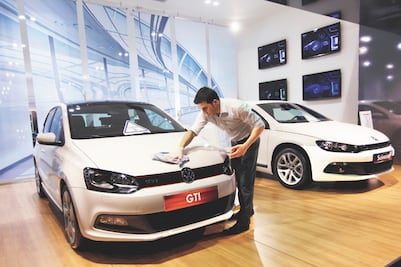 Venta de autos se acerca a peor caída mundial 