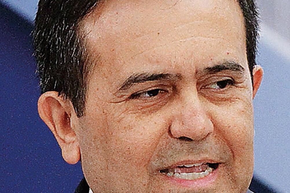 “Desde el día que nos sentamos en la mesa hemos visto futuro [a las negociaciones sobre el TLCAN]. Si no, no estaríamos sentados a la mesa” ILDEFONSO GUAJARDO Secretario de Economía