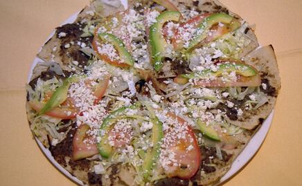 Descubre los nutrientes de las tlayudas