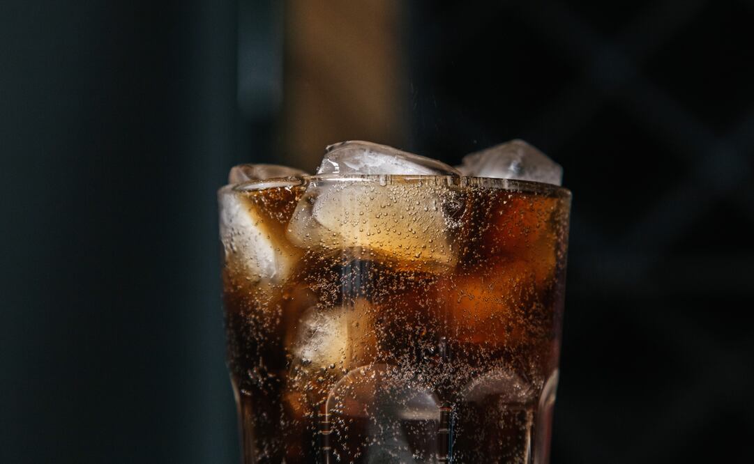 Una lata de refresco puede contener hasta 39 gramos de azúcar. Foto: Pexels