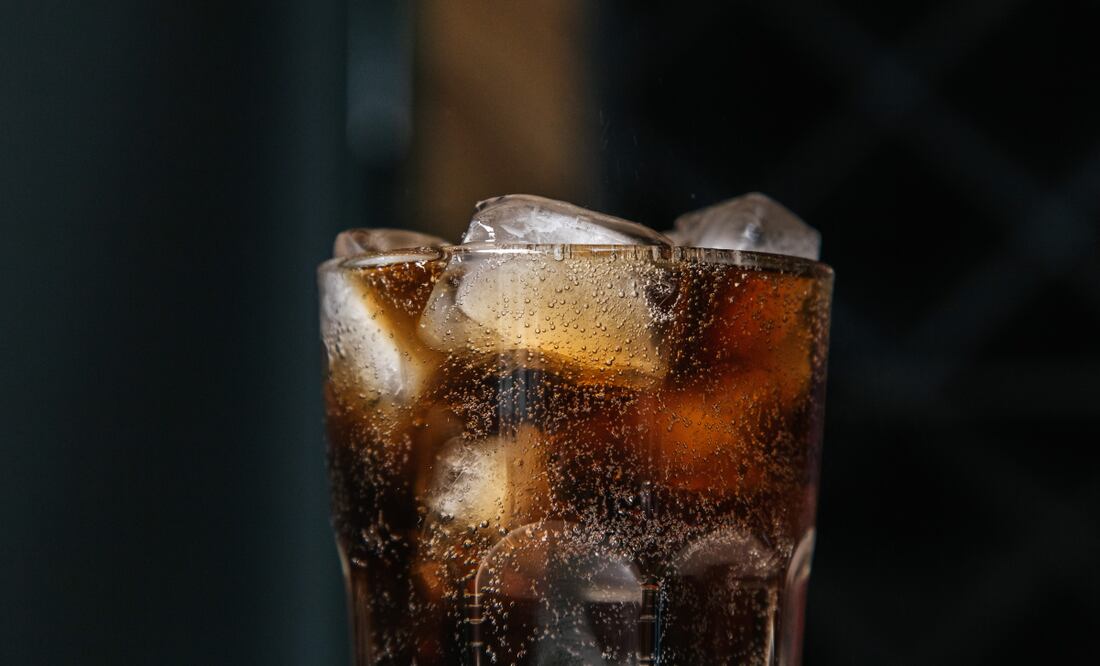 Una lata de refresco puede contener hasta 39 gramos de azúcar. Foto: Pexels