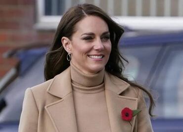 Kate Middleton se llevó todas las miradas con su elegante abrigo ideal para el invierno