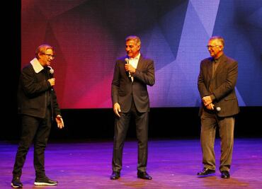 “Al Final”, canción que Tony Gali interpretó al inaugurar la XI edición de las Ciudad de las Ideas