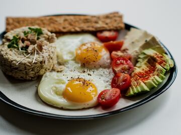 ¿Qué pasa si comes huevo todos los días?