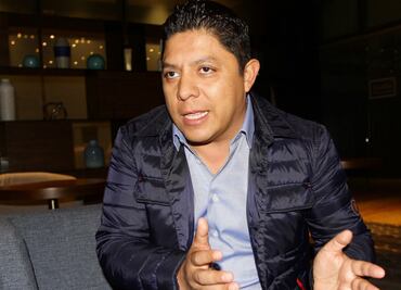 Ricardo Gallardo pasa del "ponido" al "resolvido"