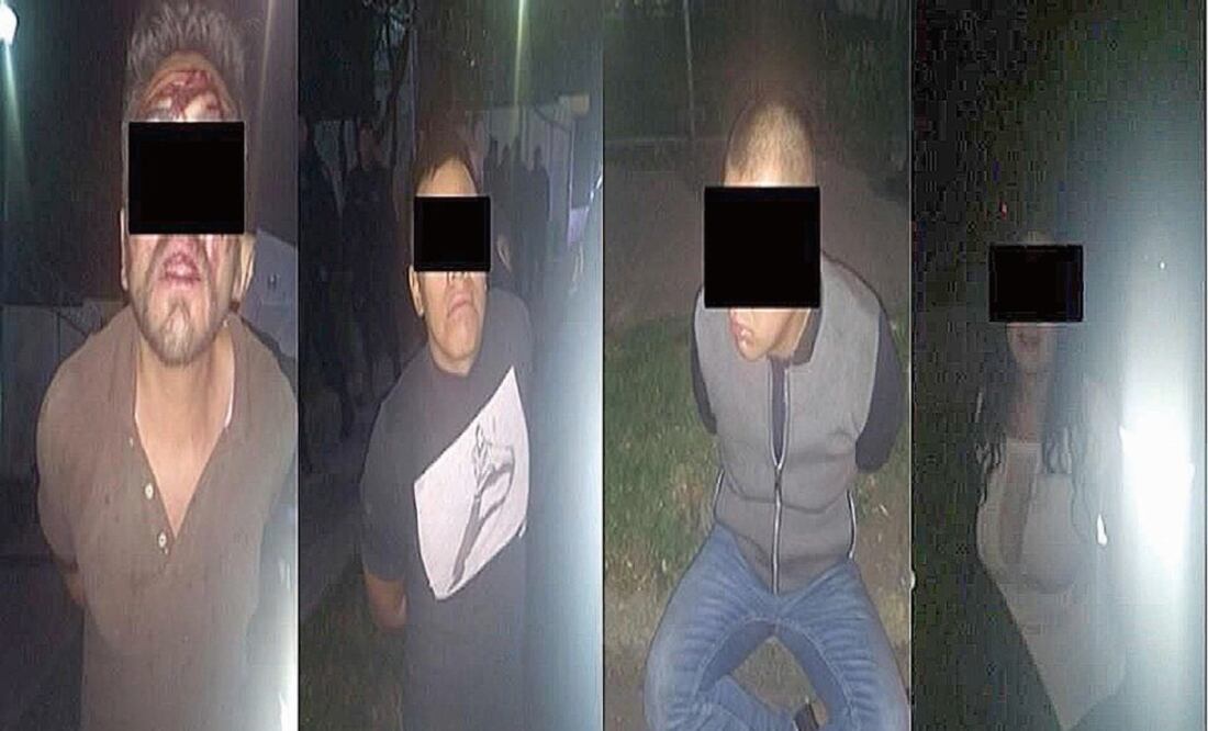 Durante la revisión preventiva a los presuntos se les encontró una pistola nu eve milímetros Carl Walter, con 29 cartuchos útiles y nueve bolsitas con marihuana. (ESPECIAL)