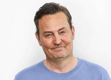 Exnovia de Matthew Perry pide que se investigue a los médicos del actor tras resultados de la autopsia