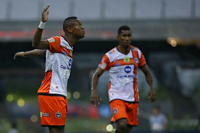 Tauro reconoce superioridad del América