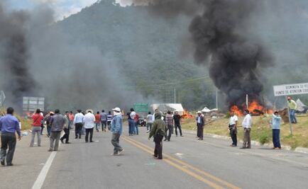 Desalojan bloqueo en carretera de Chiapas