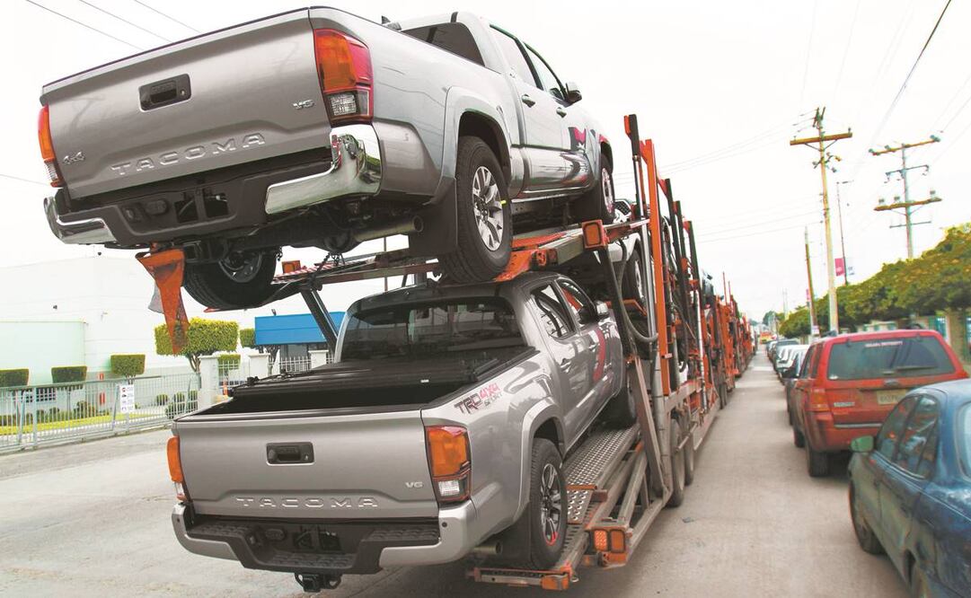 De acuerdo con la AMDA, para detonar la venta de autos nuevos en el país es necesario que la economía crezca.Foto: Archivo/ EL UNIVERSAL