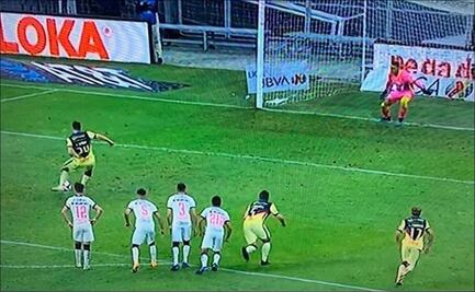 La polémica en el penalti de Federico Viñas