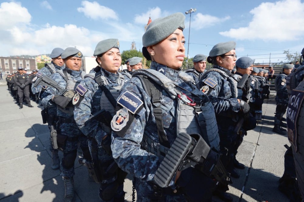 Se conmemoró el tercer aniversario de la División de Gendarmería de la Policía Federal, y su labor en el Estado de México, sobre todo con delitos como el secuestro y la extorsión, y tuvieron un acercamiento con la población. (ARTEMIO GUERRA. CUARTOSCURO)